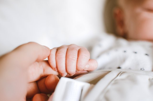 Penyebab dan Cara Mengatasi Perut Kembung Pada Bayi Saat Baru Lahir